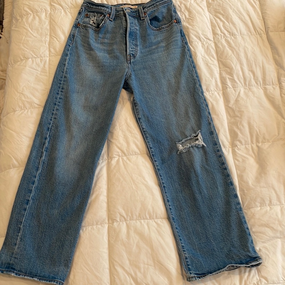 Levi rib cage straight size 28